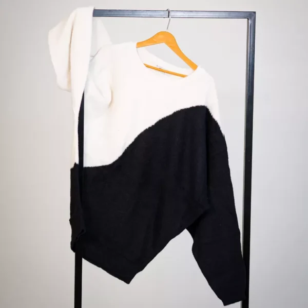 بافت سفید و مشکی