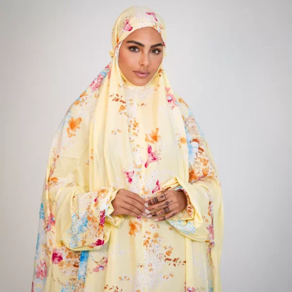 چادر نماز آستین دار