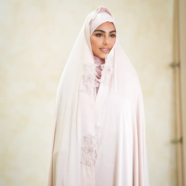 چادر عروس دانتل دوزی