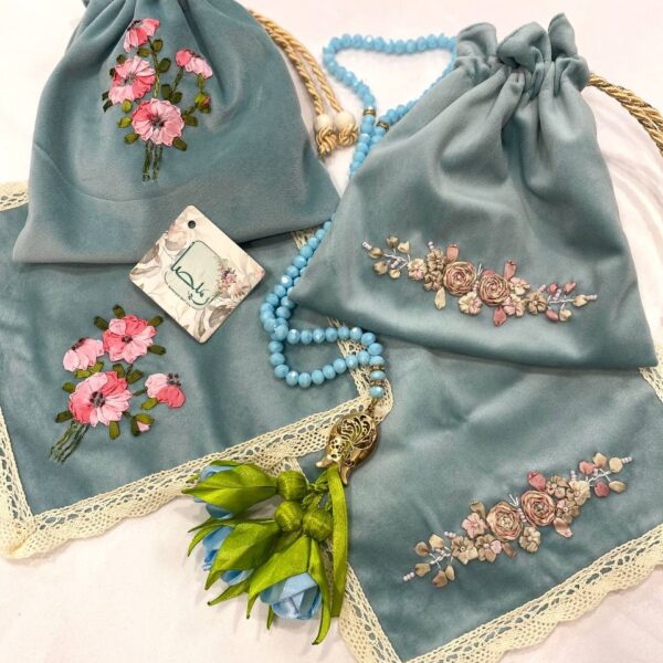 جانماز کیفی ربان دوزی مدل کیسه ای